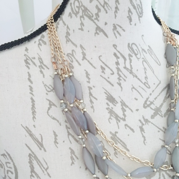 Jewelry - Taupe and Gold Women's Statement Necklace